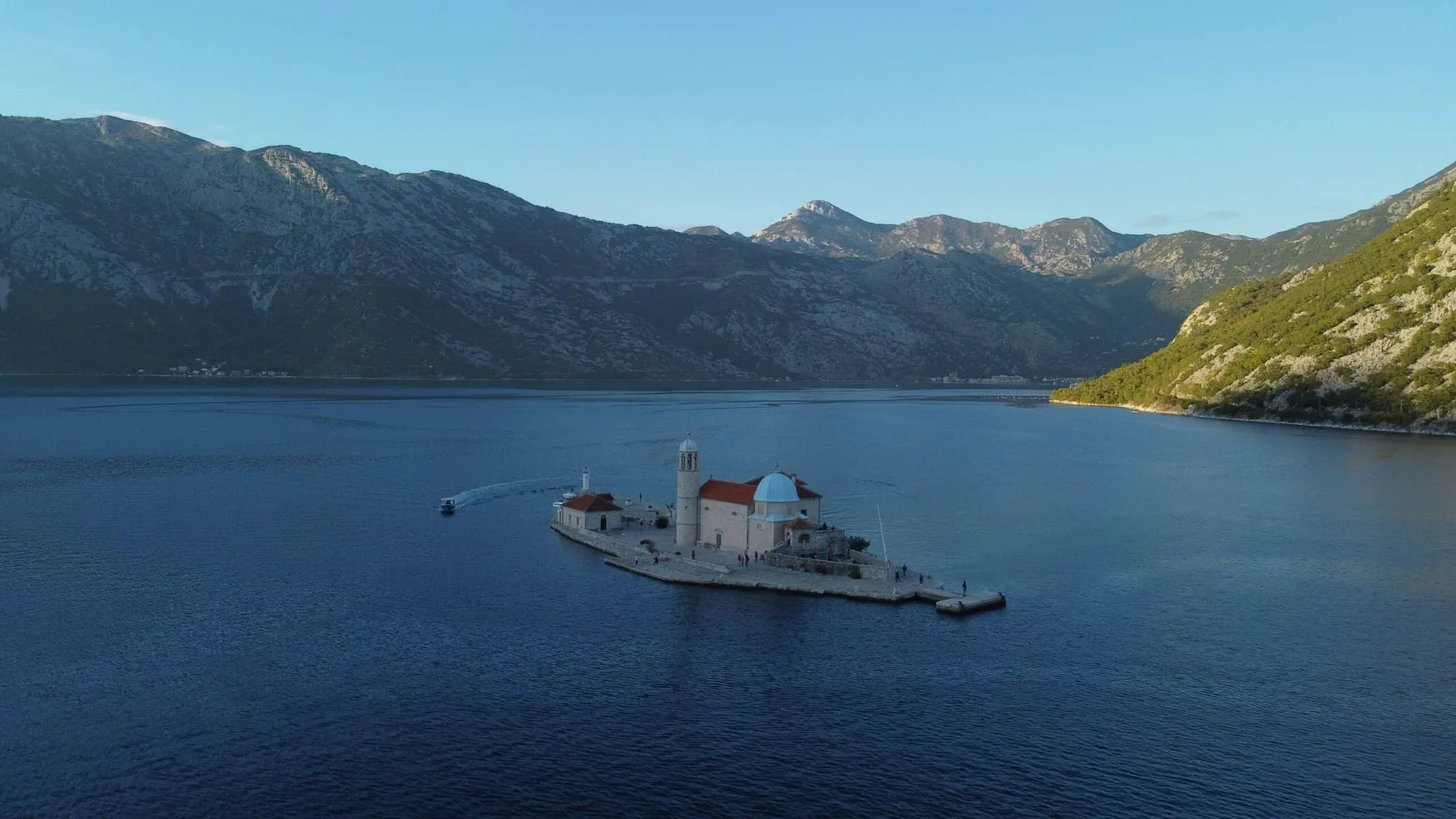 How Do I Ensure Well Water Safety In Areas With Potential Wellhead Leaks?