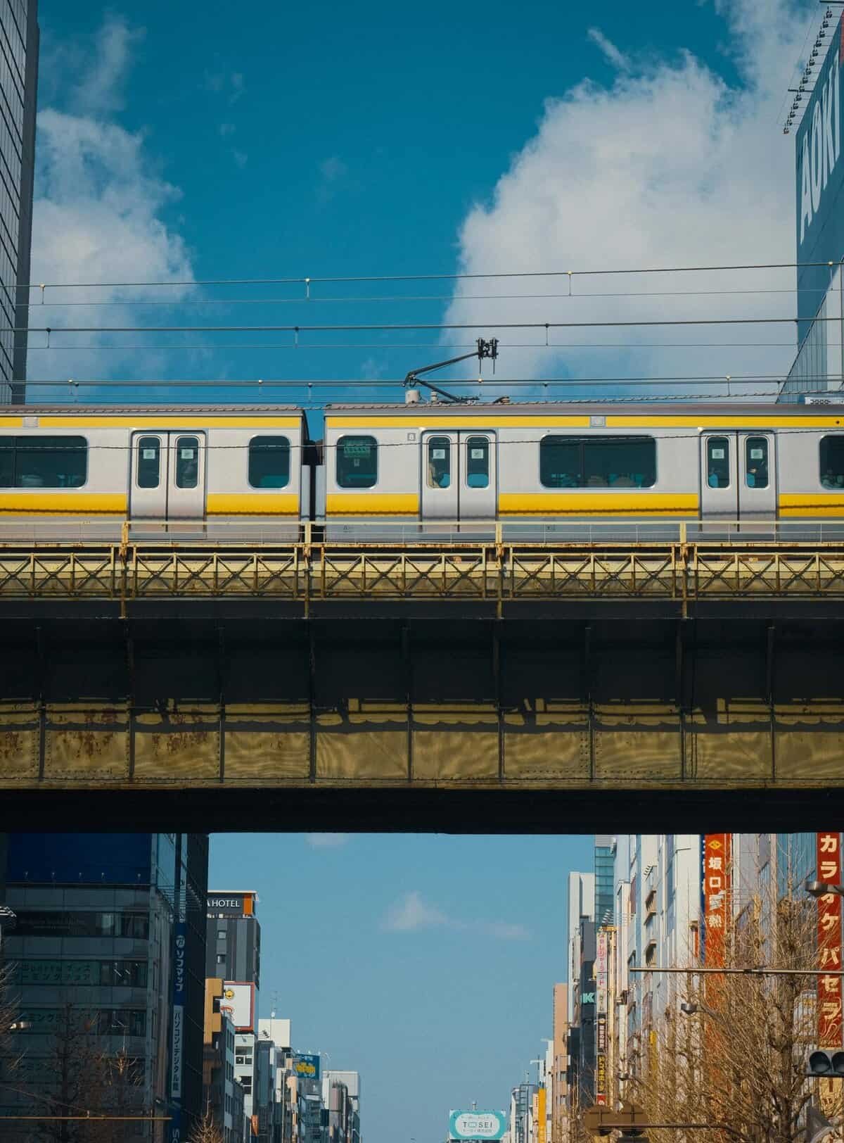 Israel airstrike bombs major water line, sewage station and water wells in Gaza Israel airstrike bombs major water line, sewage station and water wells in Gaza