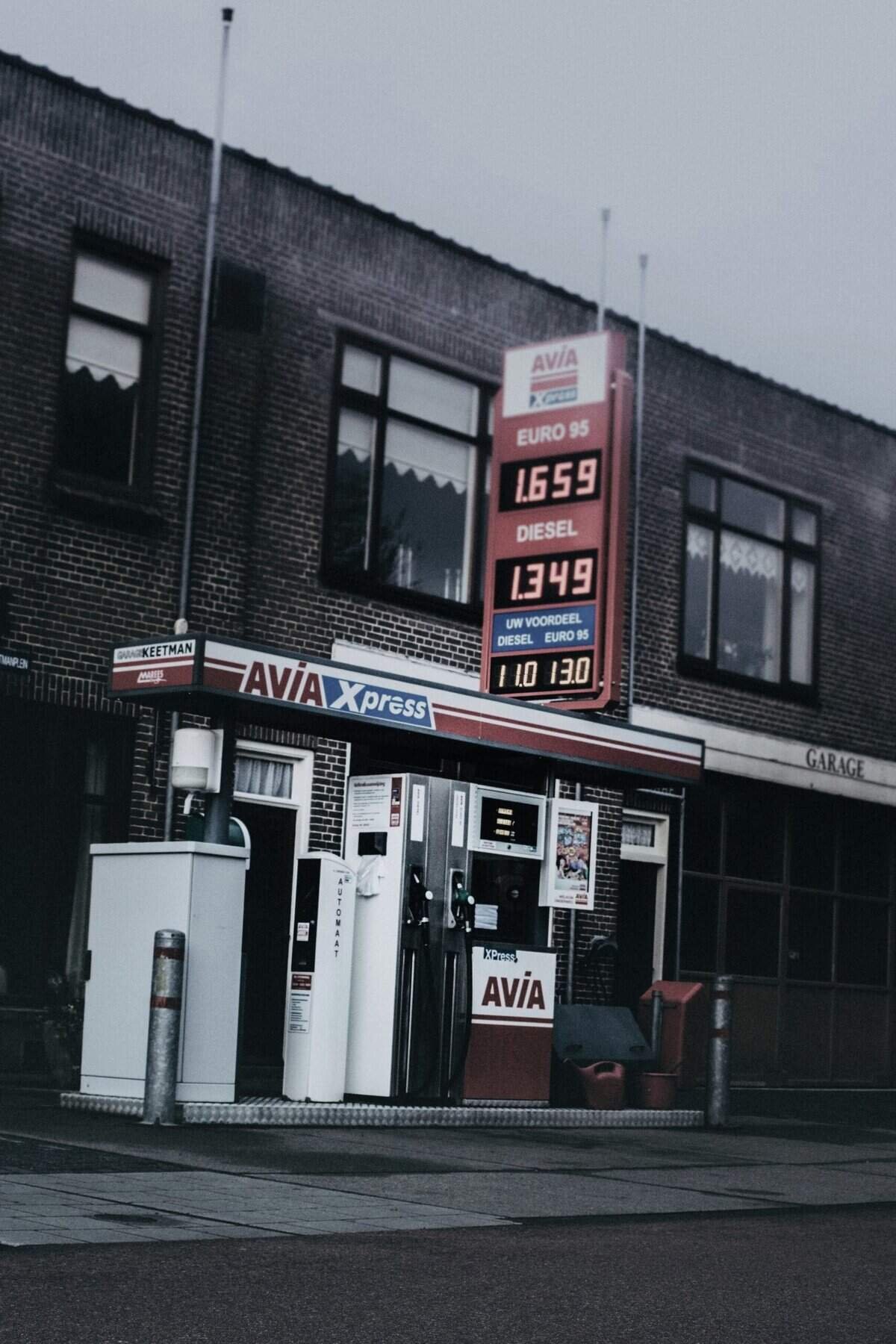 How Do I Increase Water Pressure From My Well? How Do I Increase Water Pressure From My Well?