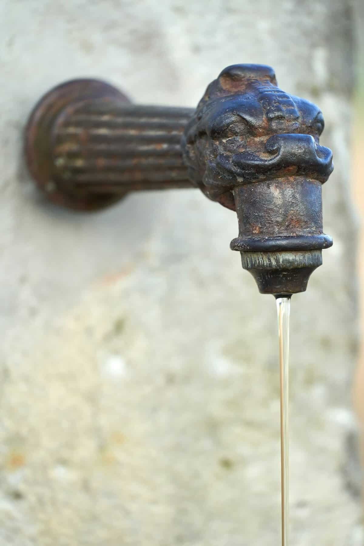 What’s The Safest Way To Access A Deep Well? What’s The Safest Way To Access A Deep Well?