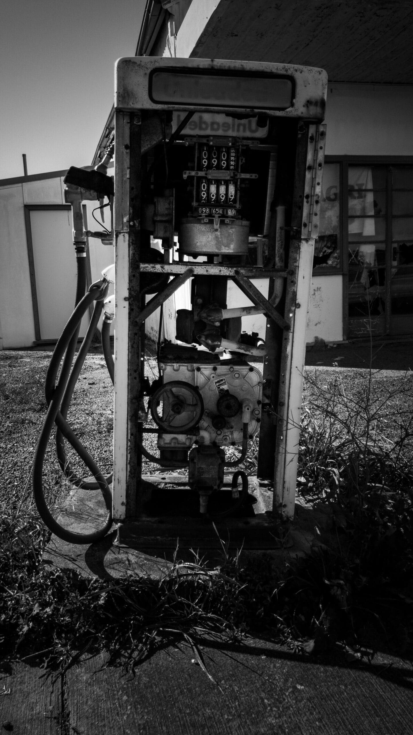 What Are Safe Practices For Maintaining A Well Pump? What Are Safe Practices For Maintaining A Well Pump?