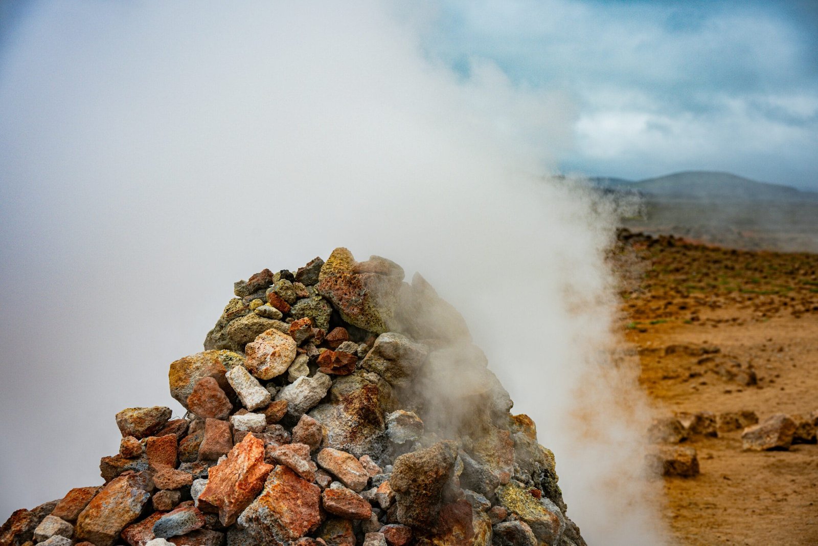 What Are The Advantages Of Geothermal Wells?